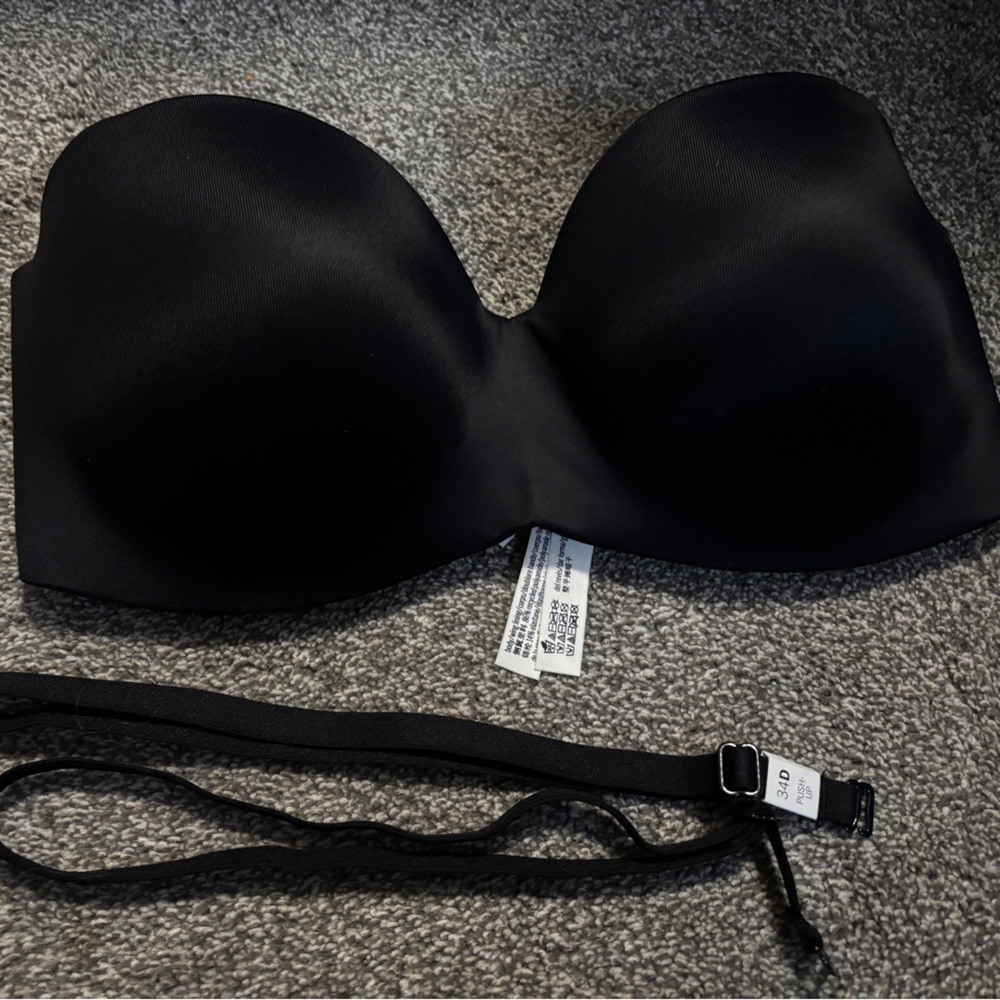 Victoria’s Secret PINK Strapless bra -34D
